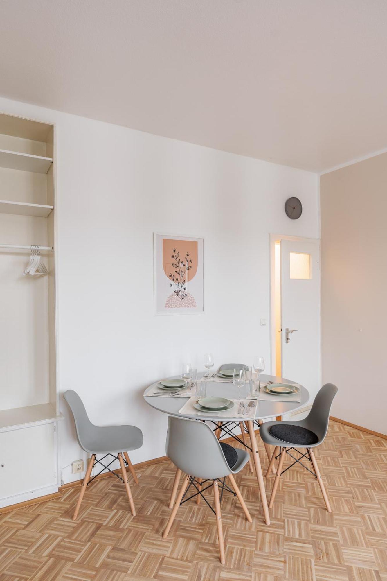 Flats 4 You, Moderne City Wohnung Naehe Hbf, Due-Messe 20 Min, Netflix, Kueche Дуйсбург Екстер'єр фото